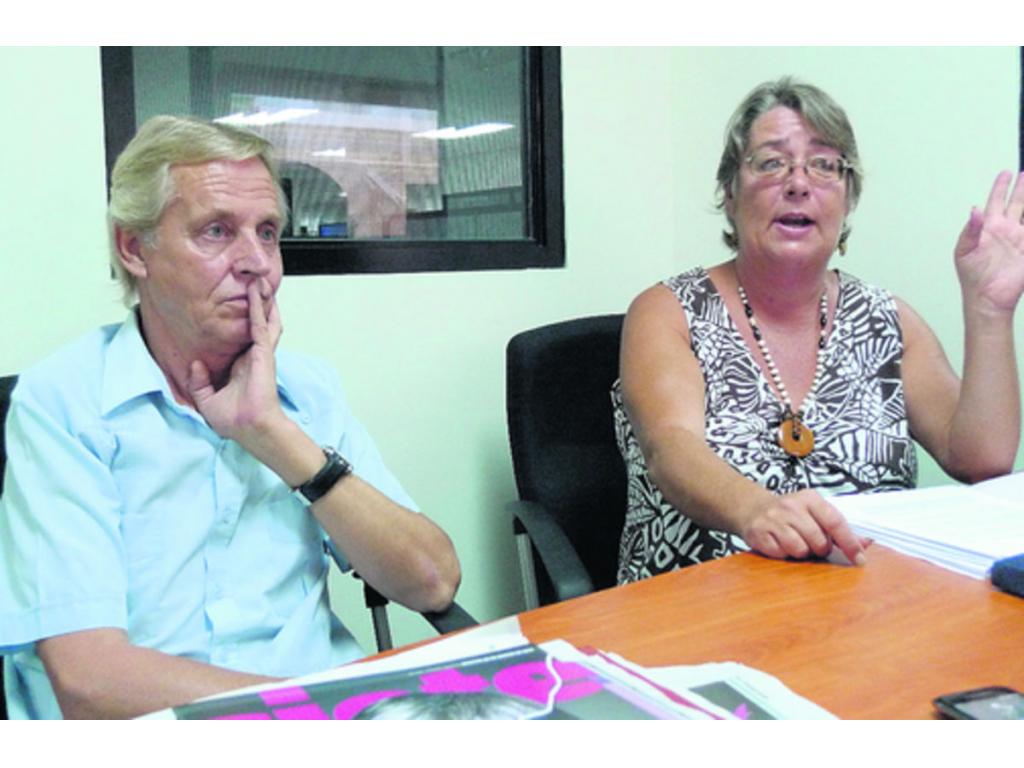 Petter y Eileen Goossens, propietarios y denunciantes del Club Ecuestre Coronado.(Alcides Rodríguez)