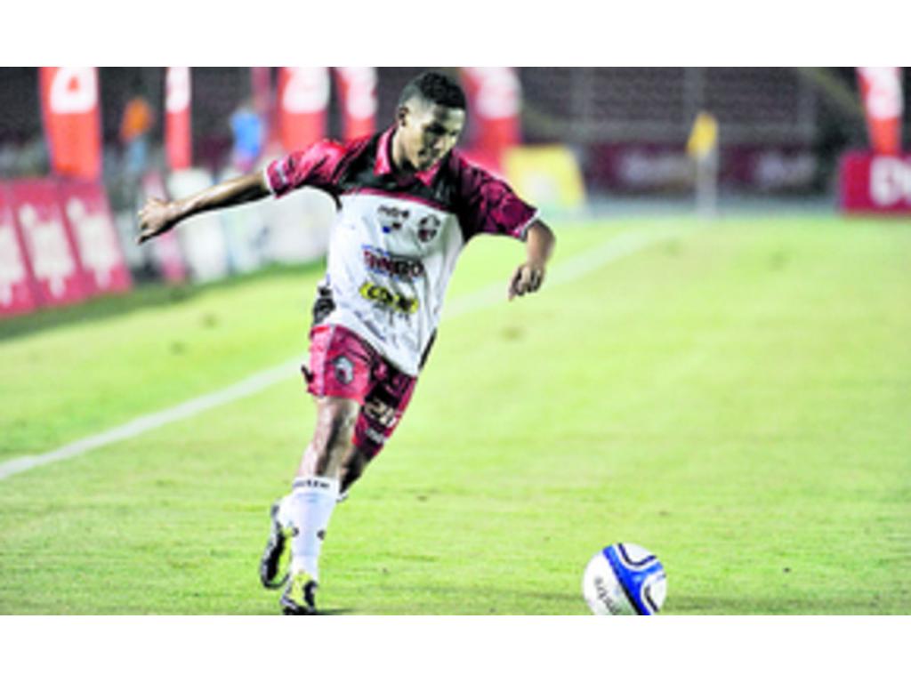 Jordy Meléndez, jugador del Chepo FC, quiere, junto a los suyos, asegurar su permanencia en Primera.(Anayansi Gamez)