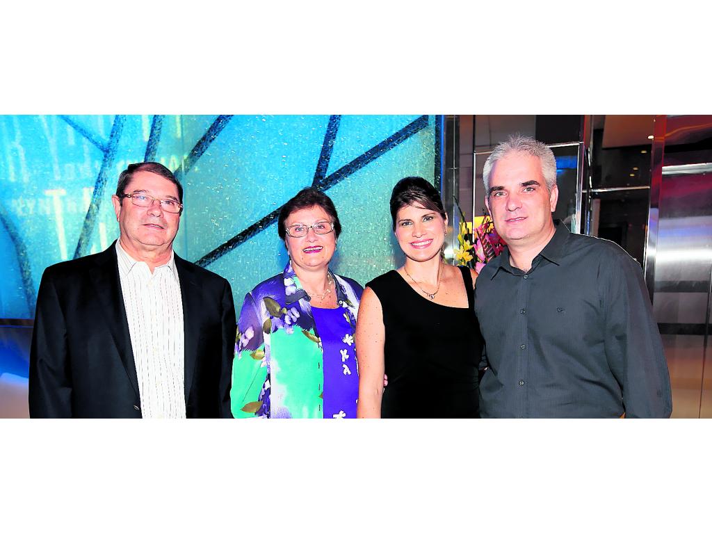 Alejandro Blanco, Maribel de Blanco, María Blanco y José Manuel Taboada.()