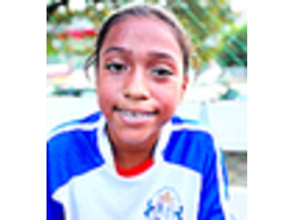 Estar en esta academia para mí significa un gran avance en el deporte, ya que mejoró mi rendimiento en el campo al momento de jugar.(Sofía López Jugadora del conjunto Los Guerreros)
