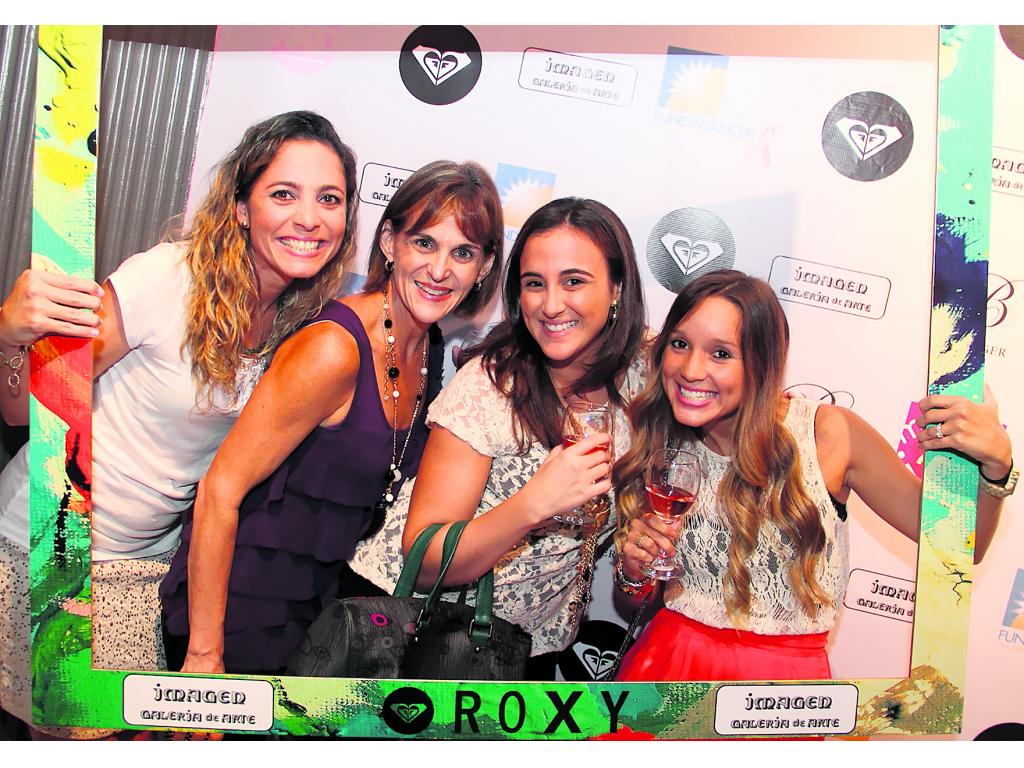 Tuti de León, Denisse de Costarangos, Denisse Costarangos y Ana Teresa Molina.()
