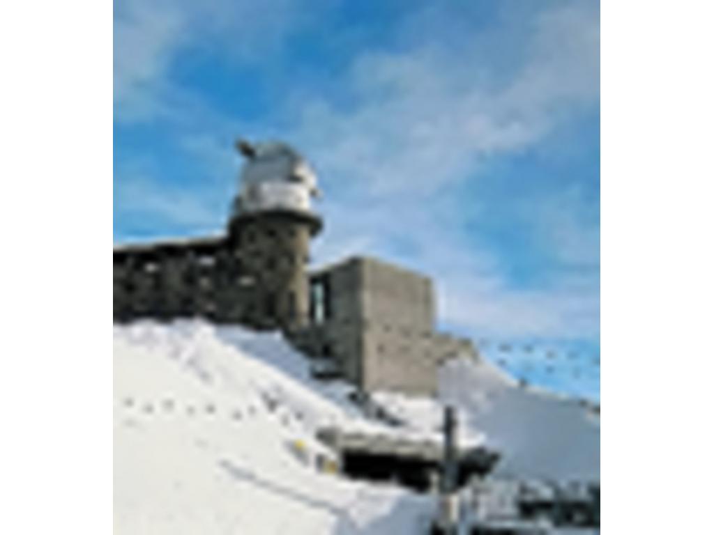 La punta del Gornergrat cuenta con un hotel, restaurante y observatorio astronómico. Punto excelente para ver los Alpes y el glaciar del Gerner.