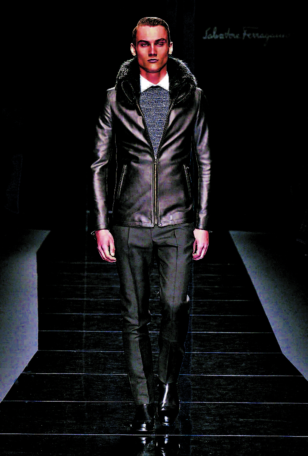 Cuero. Las chaquetas son un complemento ideal para esas salidas nocturnas. Hacen lucir más joviales.(Cortesía.)