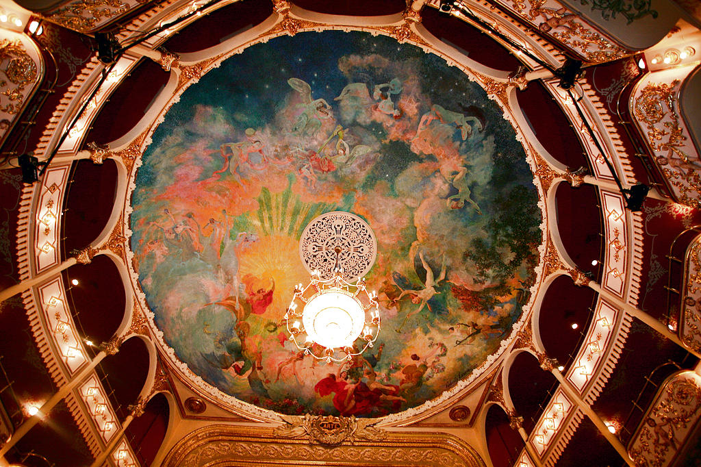 Anton Rajer. Restauró el mural del techo.(Archivo)