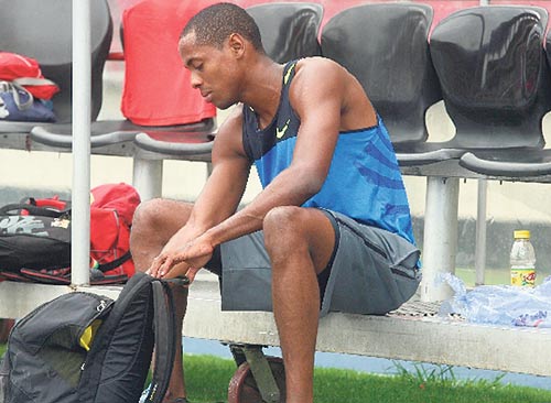 <p>En casa. Irving regresará al país el seis de junio.</p>