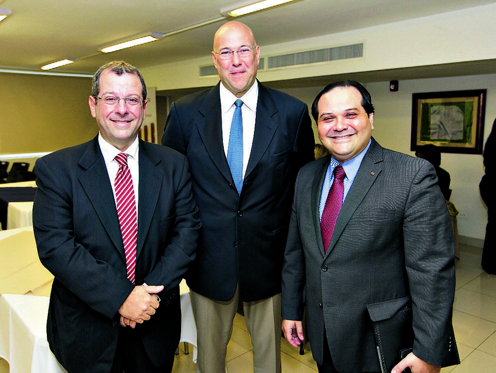 3. Dani Kuzniecky, Carlos Abrahams y Temístocles Rosas.