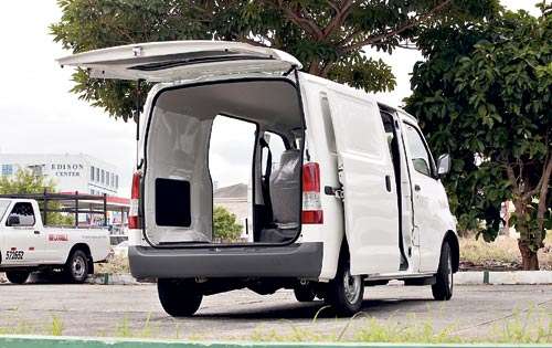 <p>Motor: 1.5L DVVT</p>