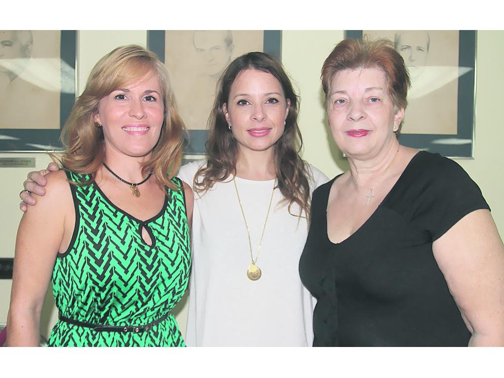 Ana Lida Díaz, Marisabel Bazán y Nelly Terracina.()