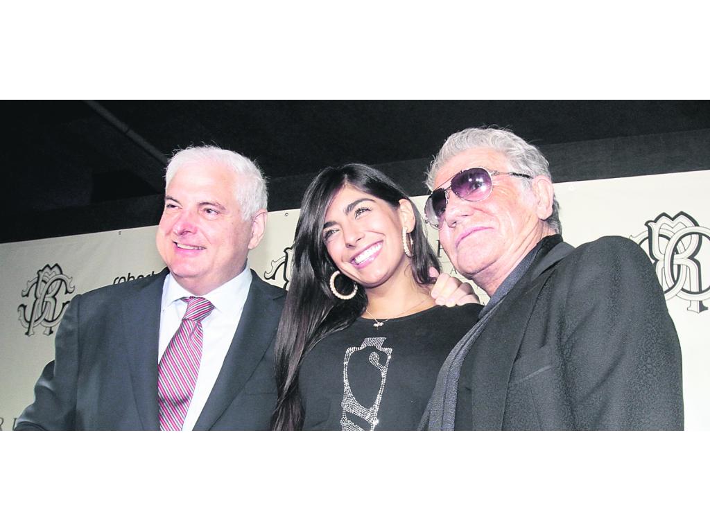 Ricardo Martinelli, presidente de la República, junto al diseñador italiano Roberto Cavalli.(Omar Morales)