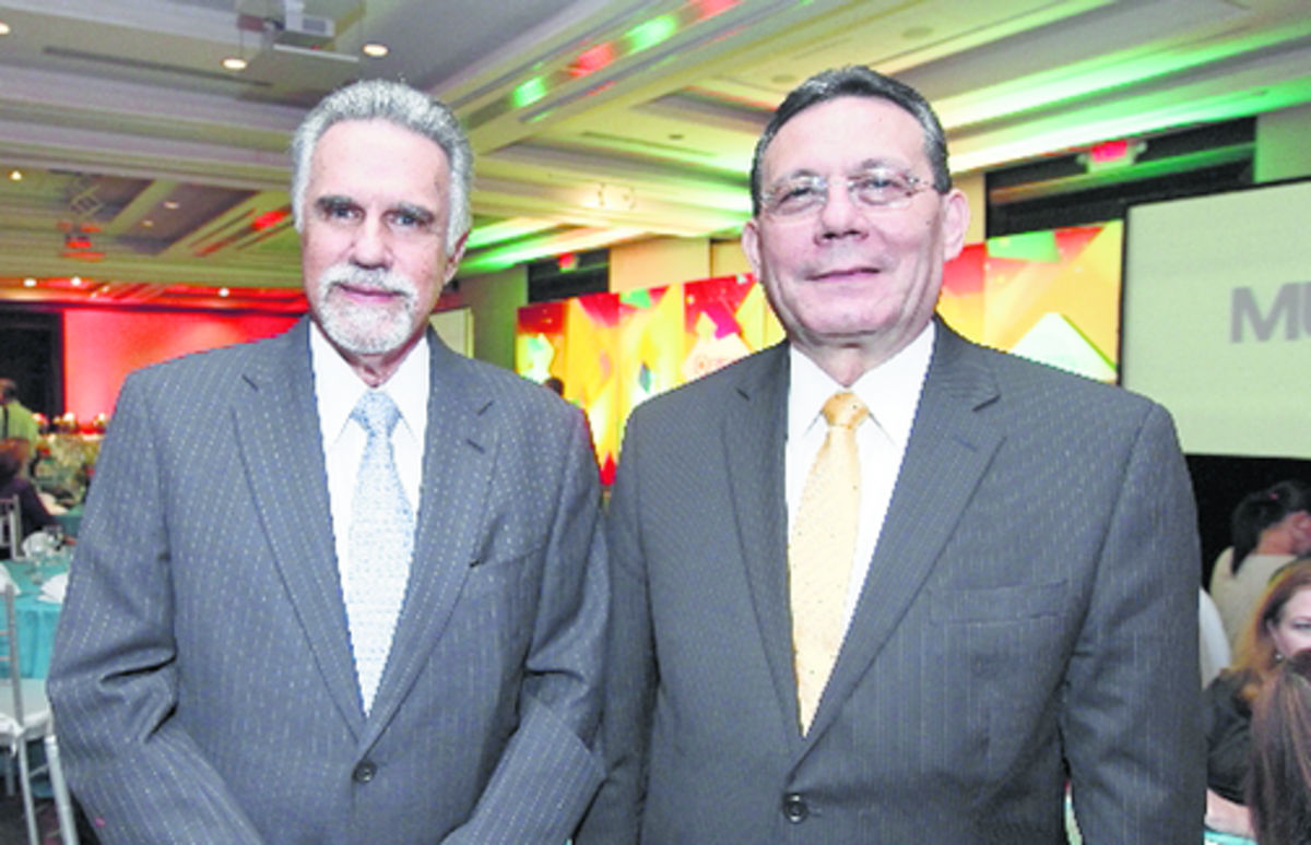 4. Juan David Morgan y Stanley Muschett.