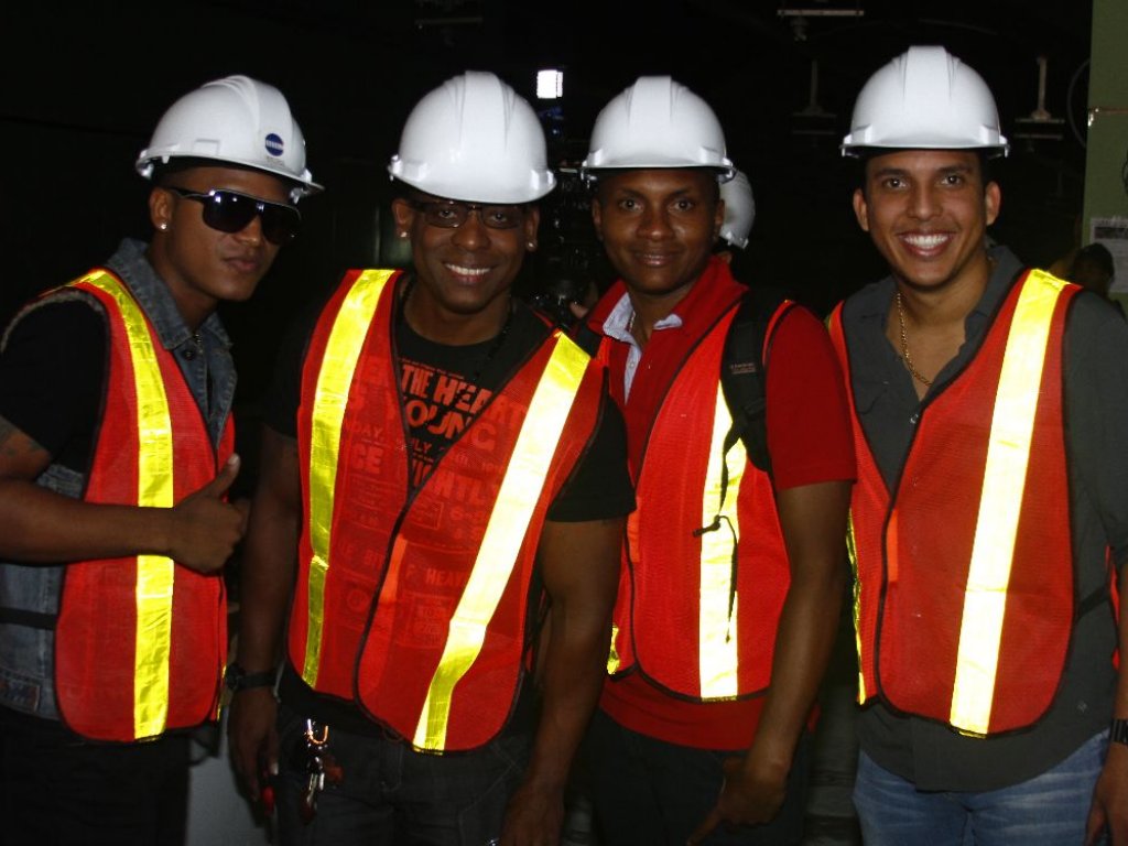 Los famosos disfrutaron del recorridos. Foto/Marly Domínguez