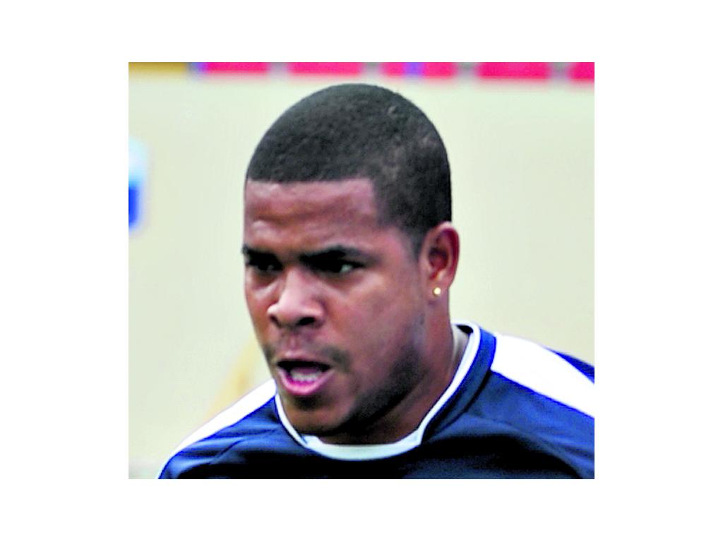 Sin duda alguna, Torres ha cumplido, y con creces, su rol como capitán de la Selección de Panamá. El zaguero de la Roja volvió a ser una muralla en el duelo de ayer ante Honduras. Estuvo atento en cada intervención. No dio oportunidades a los rivales.()