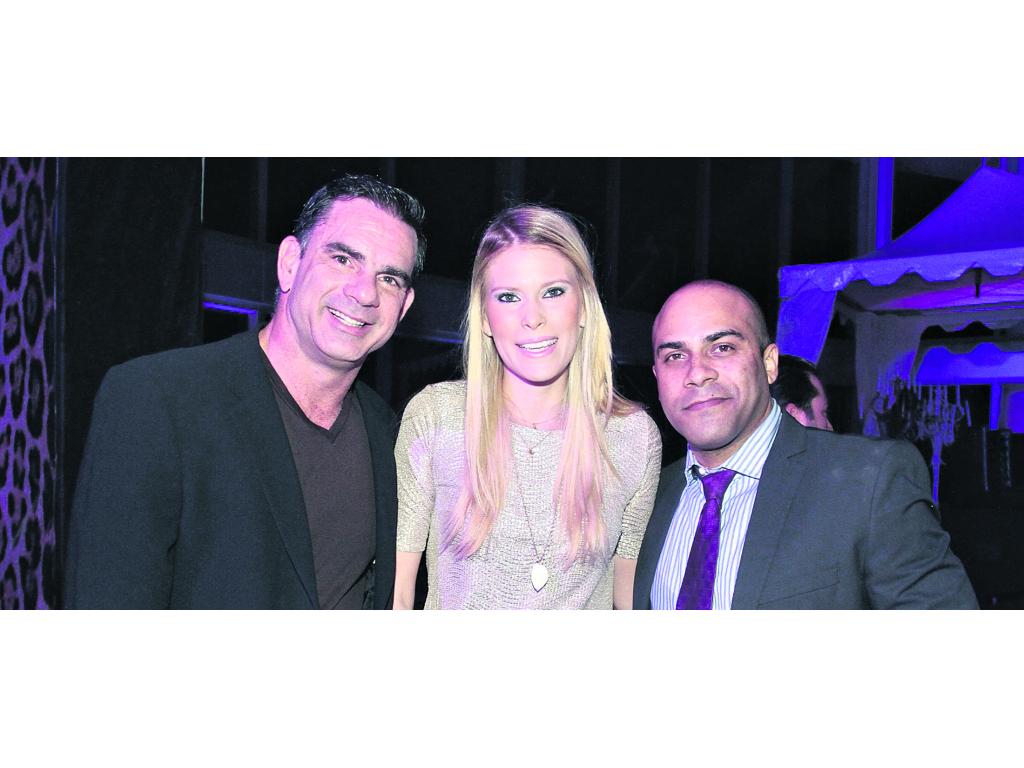 Frank Azcárraga, Michelle Beraha e Iván Escala.()