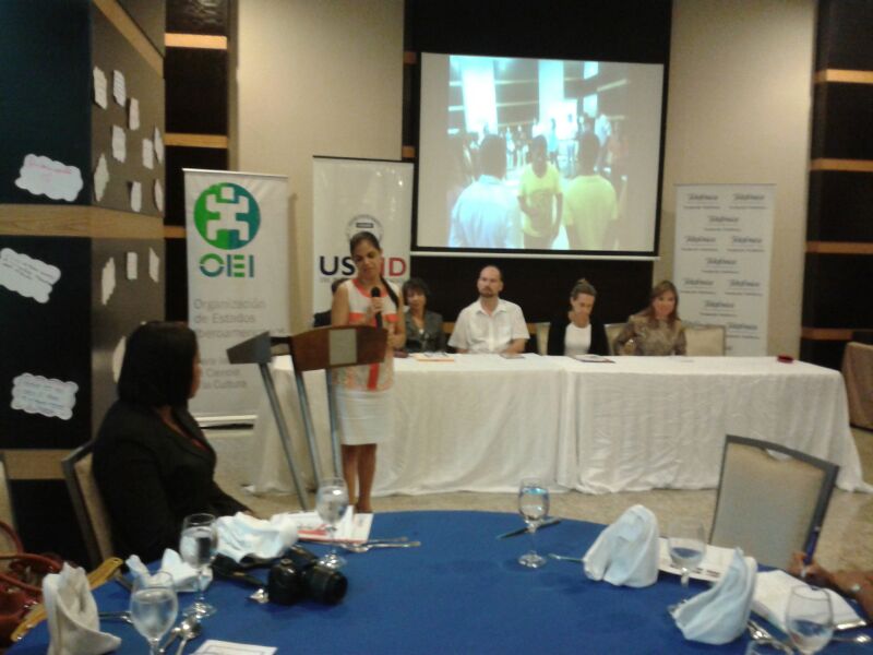 Encargados de conocer sobre el proyecto. Foto/Domayko Olivares