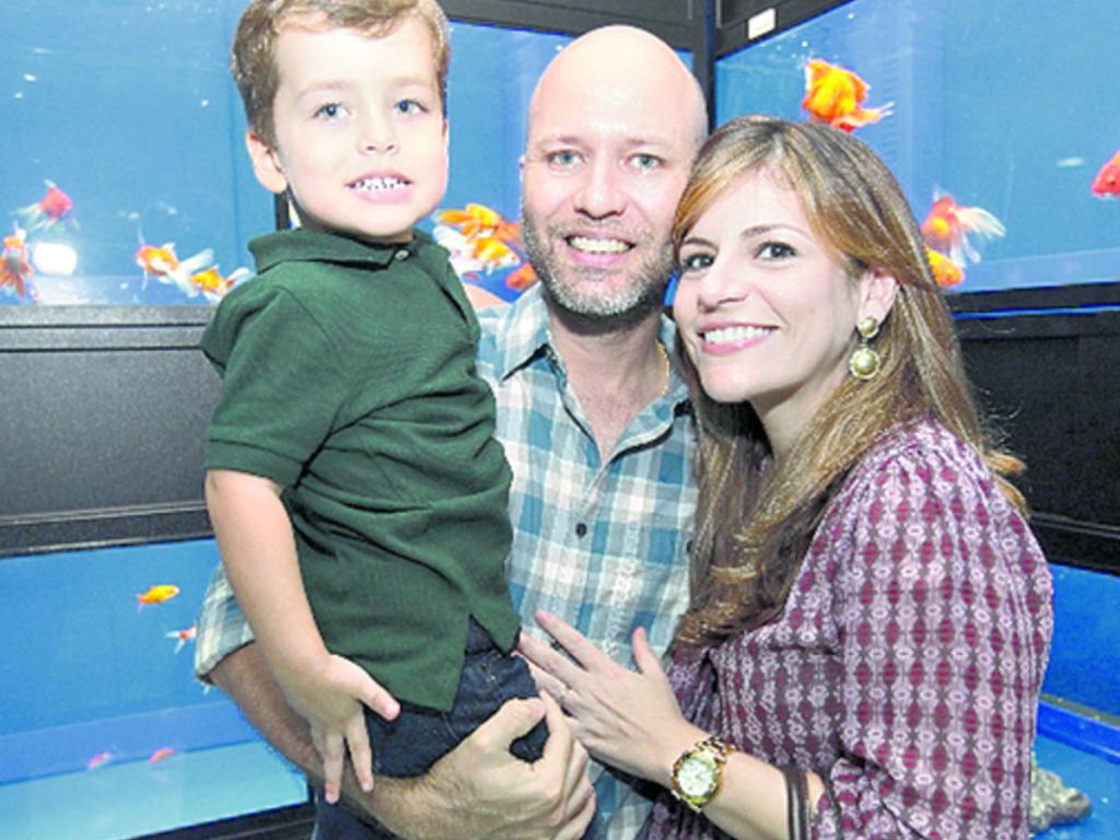2. Emilio José Vilanova, Emilio Vilanova y Ana Graciela Narváez.