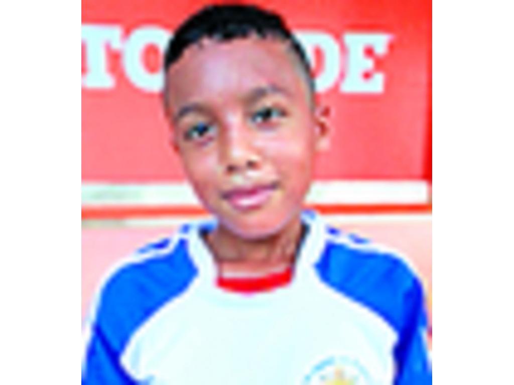 Es divertido estar en esta academia, porque nos tratamos como familia al mismo tiempo que nos divertimos jugando al fútbol.(Isaac Campos Jugador del conjunto Los Guerreros)