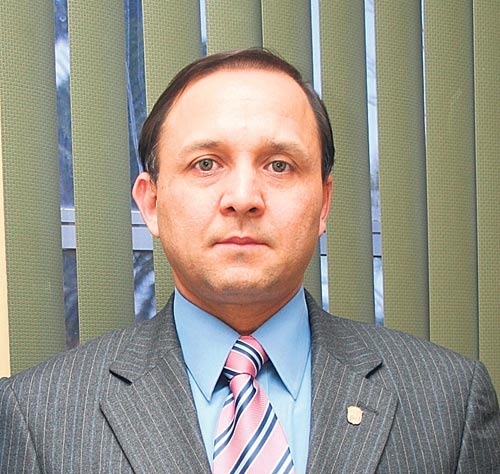 <p>Heriberto Araúz</p>
