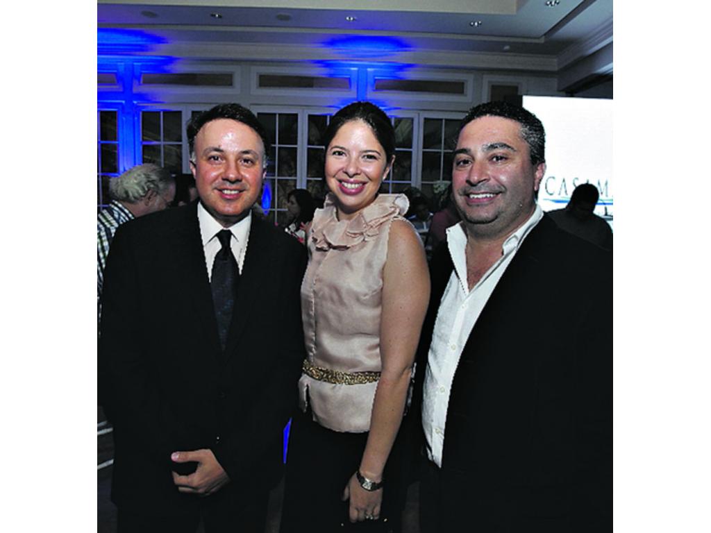 2. Horacio Mendoza, Katherine Shahani y José Boyd.