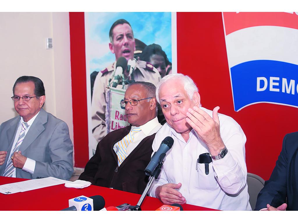 Mitchell Doens reconoció haber hipotecado la sede y que estaba autorizado por la ley, por el Tribunal Electoral y por el Comité Ejecutivo Nacional.()
