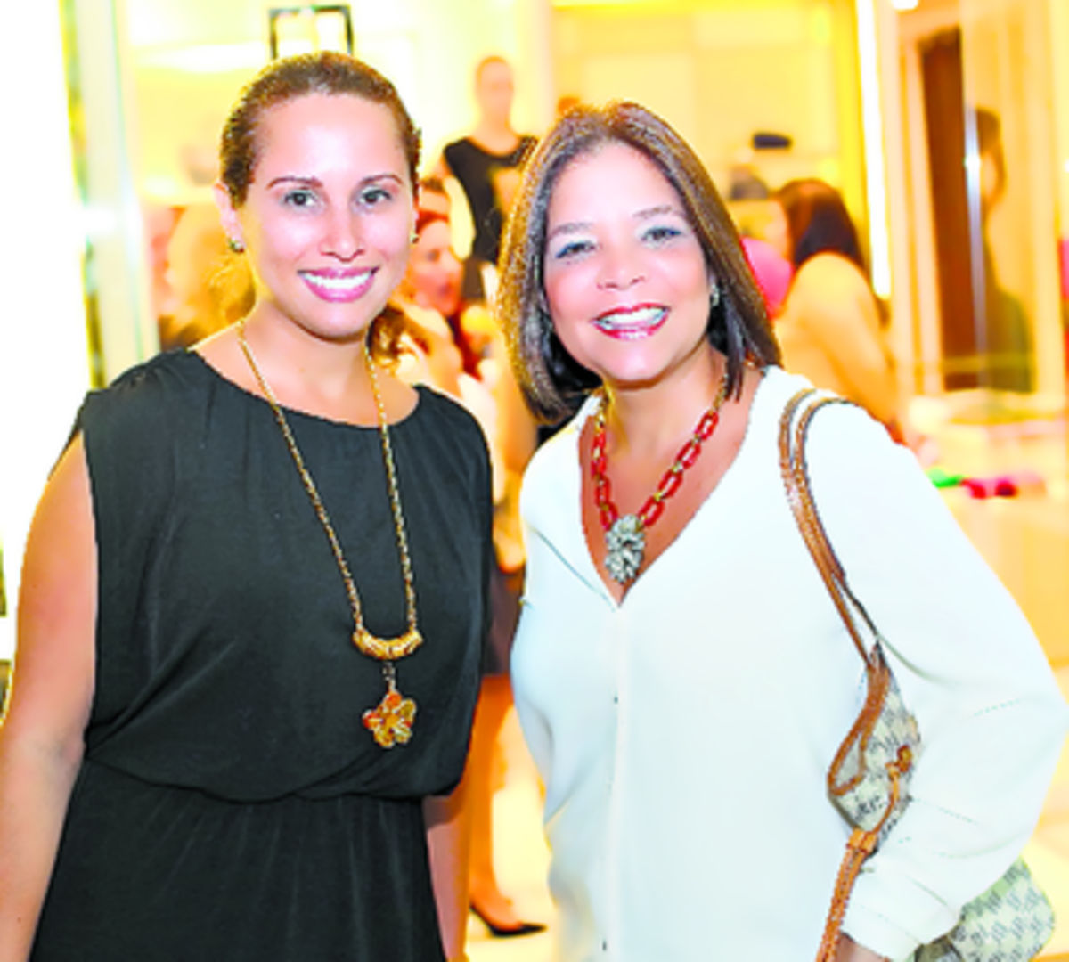 2. Anyvonne Poveda Sierra y Arlene Dutari.