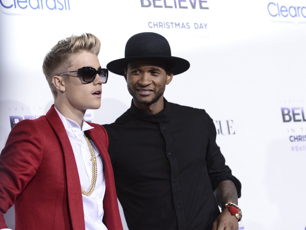 Bieber con Usher. AP<br>
