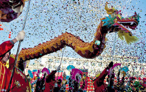 <p>Perspectiva. El Año del Dragón es el más esperado y temido de los 12 animales que forman su calendario lunar.</p>