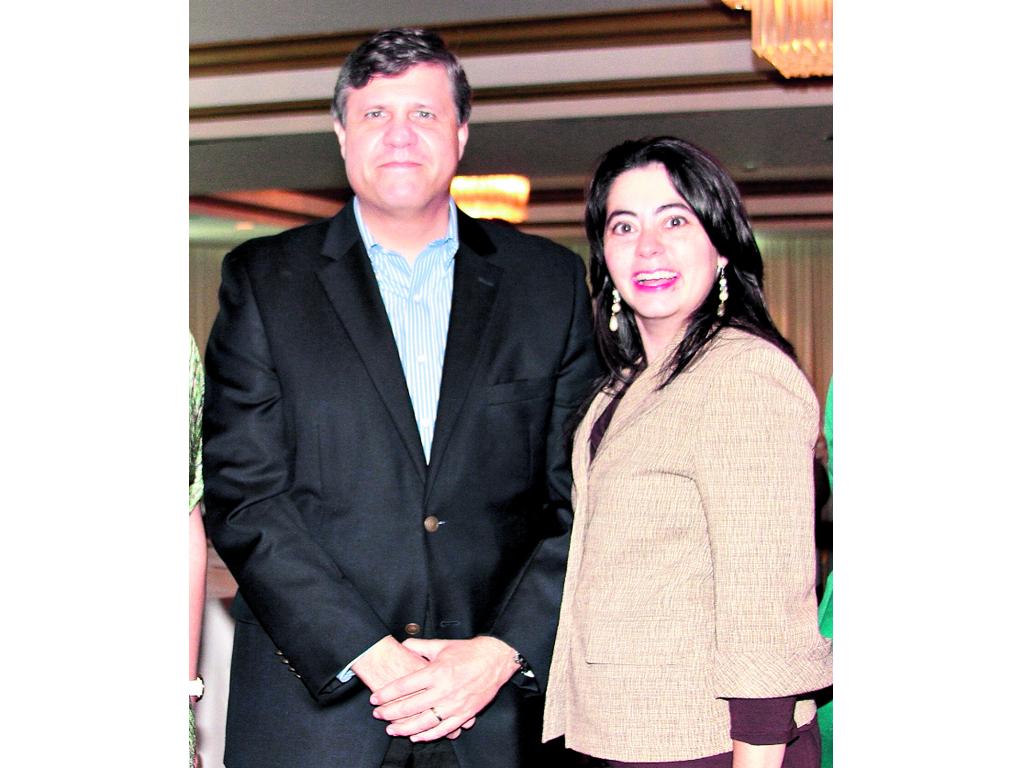 6. Carlos González Ramírez y Carla López.