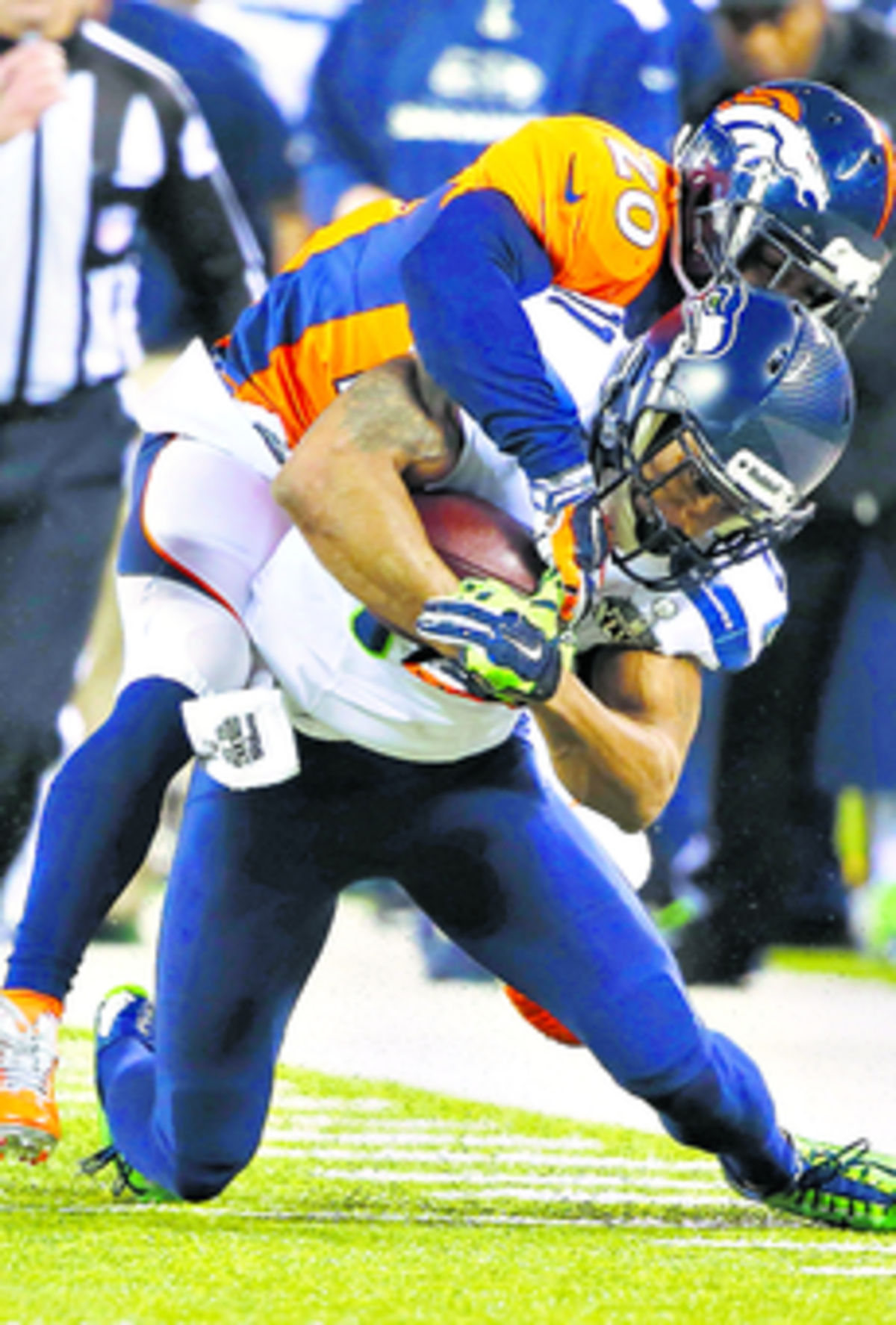 Los Broncos hicieron todo lo posible por doblegar a los Seahawks.(AP)