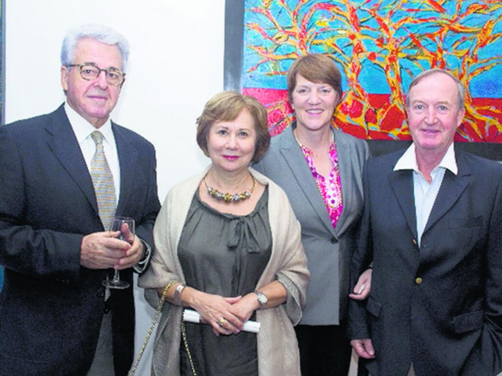 2. Joao Cabaleiro, María Helena Cabaleiro, Pascale Emery y Jacques Emery.