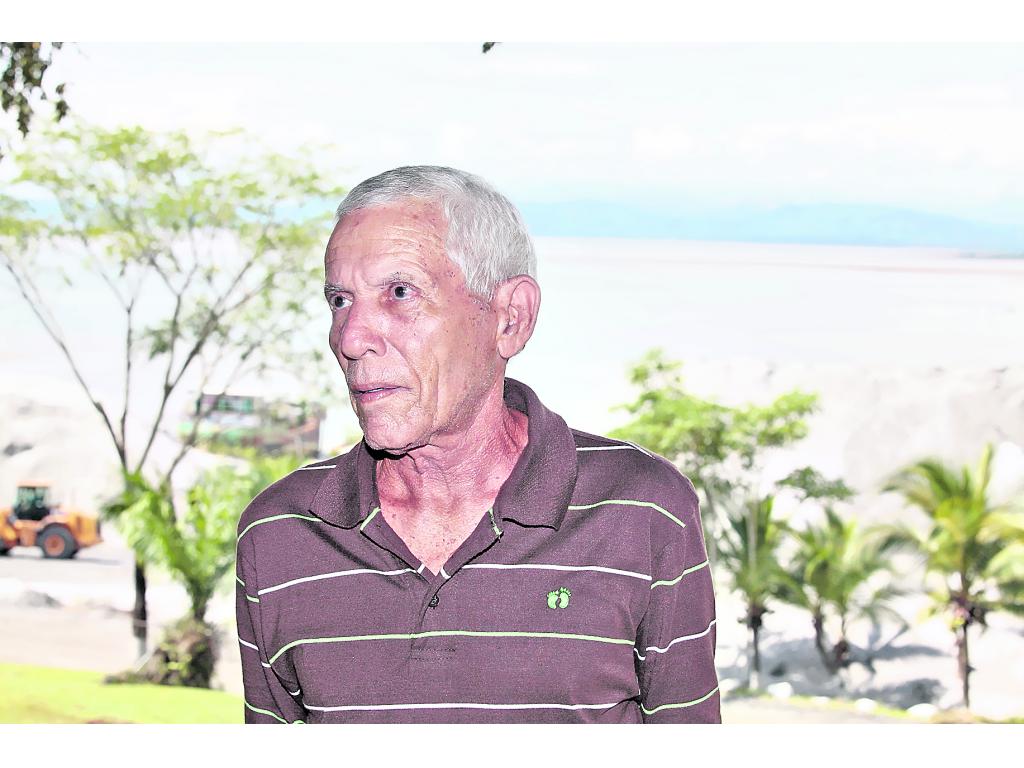Reclamo. "Nunca debieron tumbar la casa donde él vivía".(Alcides Rodríguez)