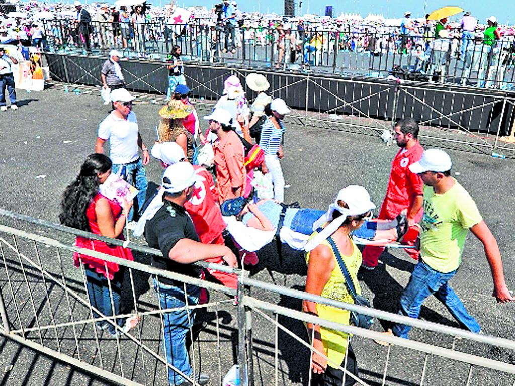 Medidas. Hubo personas desmayadas.(EFE)