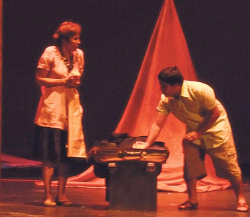 <p>Canto del pozo ciego. Ileana Solís y Javier Alvarado. </p>