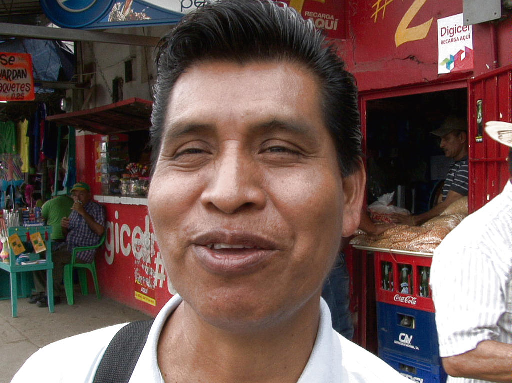 Pedro Ábrego(lEONARDO mACHUCA)