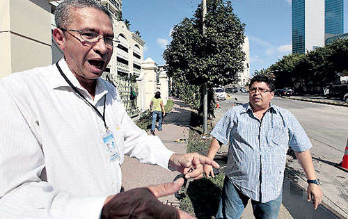 <p>Queja. Dirigentes se enfrentaron a las autoridades.</p>
