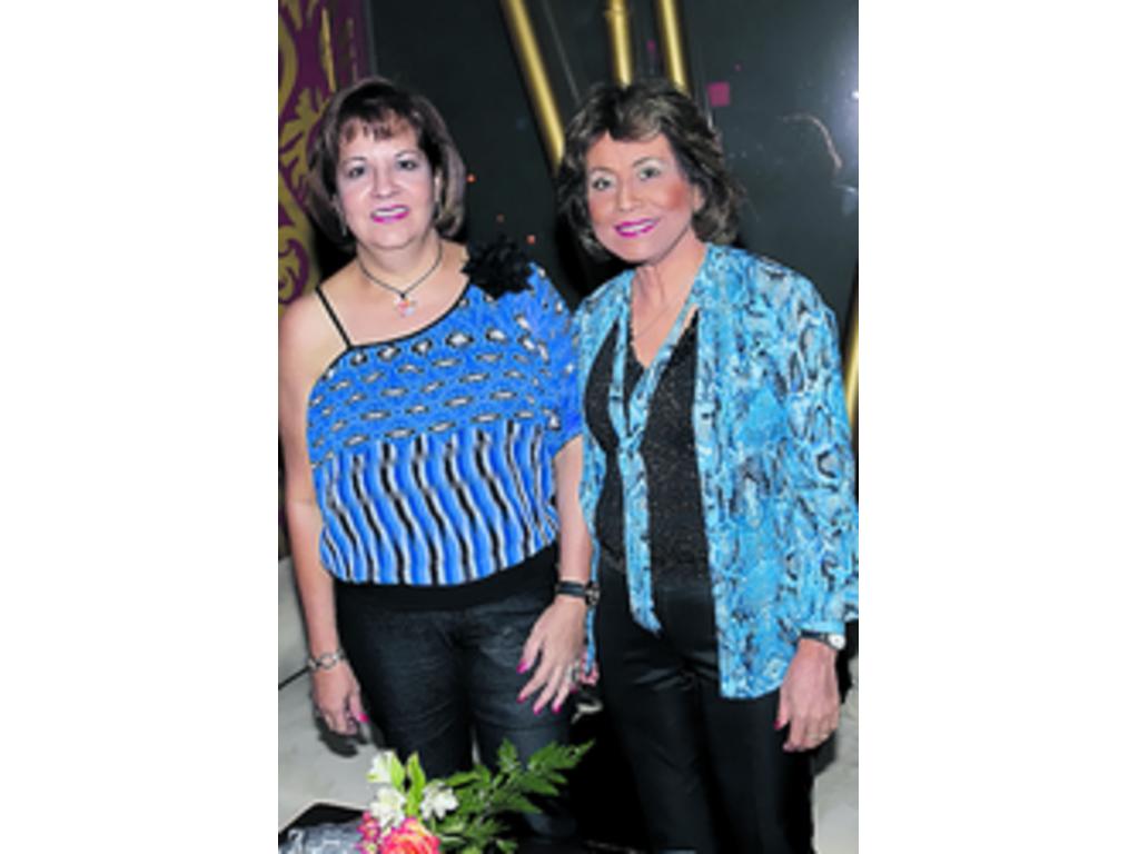 12. Sandra Caparroso y Marcela Ruiz.