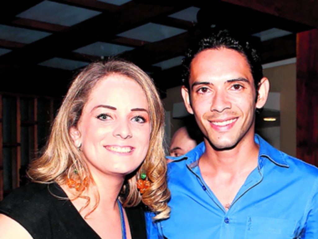 6. Annie Chajin y Omar Serrano.