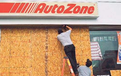 <p>Comercios. Se prepararon para lo peor. </p>