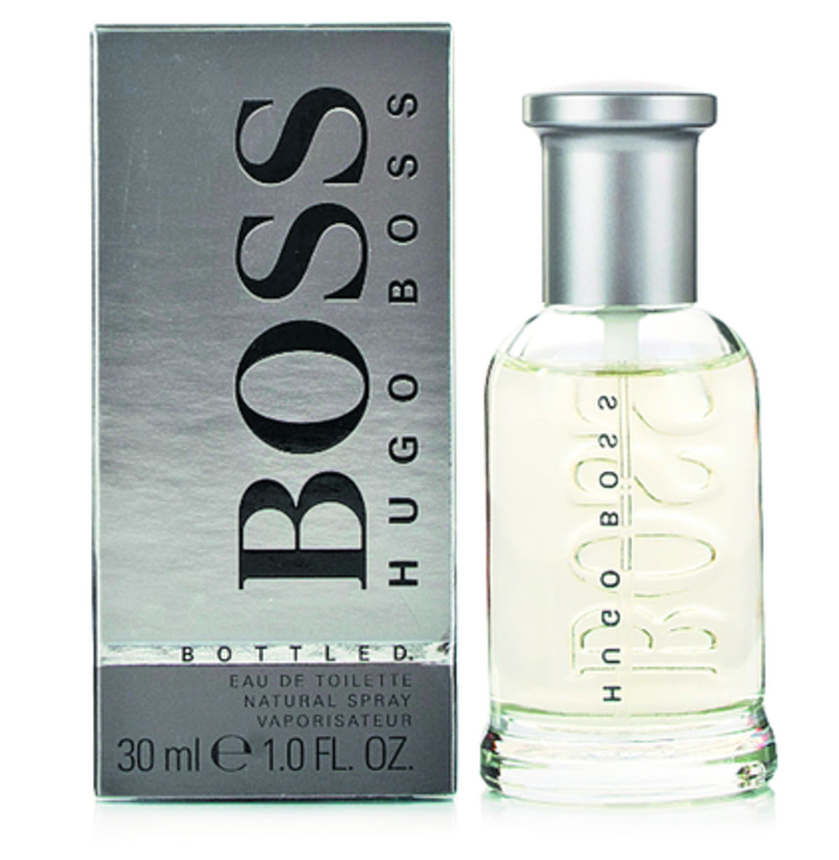 Bottle, Hugo Boss. La fragancia de la que es imagen Ryan Reynolds mezcla la lavanda alimonada con notas de manzana, musgo y maderas de sándalo y olivo.