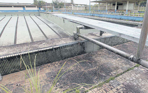 <p>Piscina. La Policía es la dueña del bien.</p>
