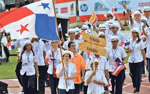 <p>Simbólica. Panamá asiste con 49 atletas.</p>