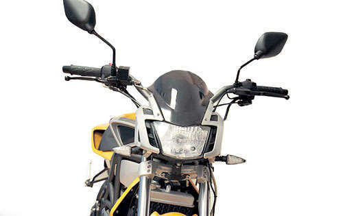 <p>Motor: 250cc</p>
