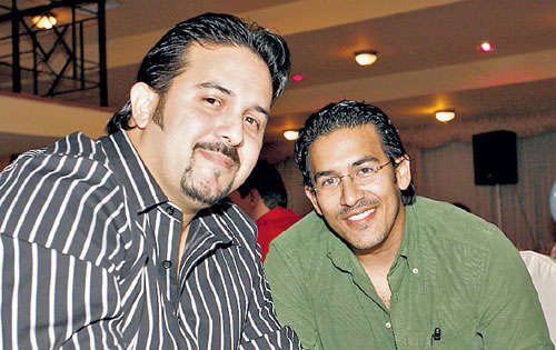 <p>Cantantes. Los hermanos Gaitán señalan que esta ley no los ha afectado por el momento.</p>