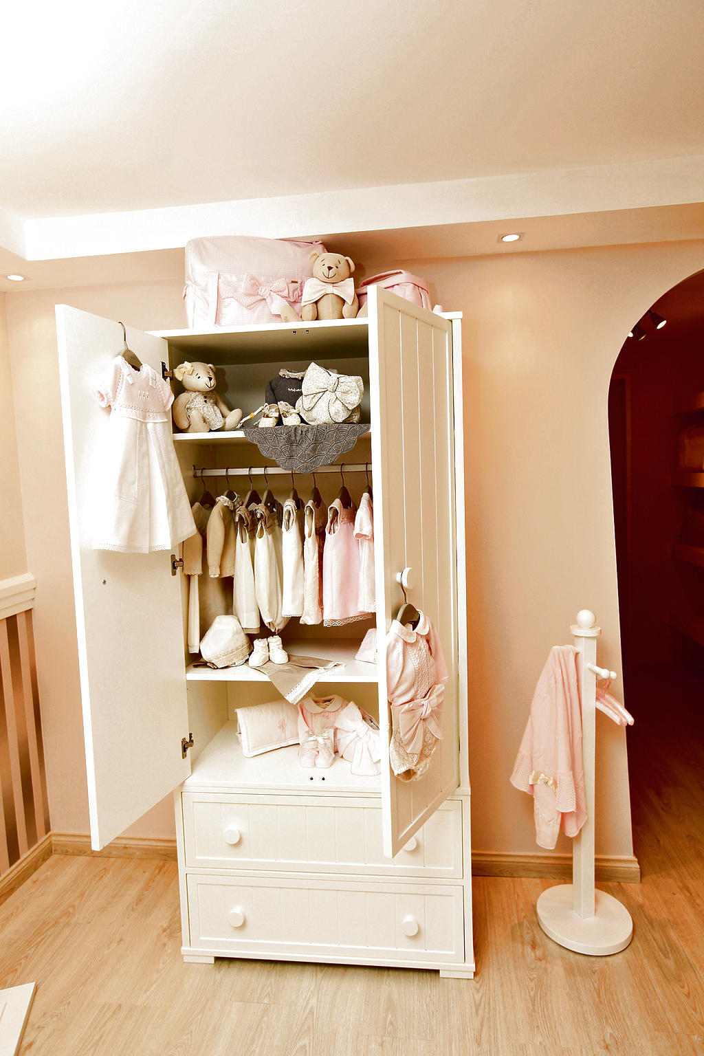 Muebles. Los blancos y minimalistas son más buscados.()