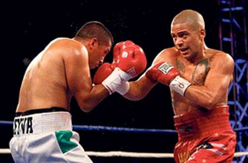 <p>Regreso. Vázquez Jr. (dcha.) quiere ser campeón.</p>