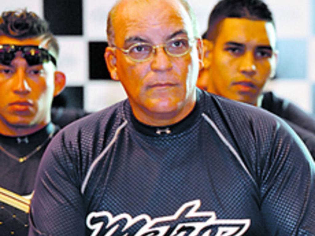 Martín Crespo dirigió a Chiriquí y a Metro en la categoría juvenil.(Anayansi Gamez)