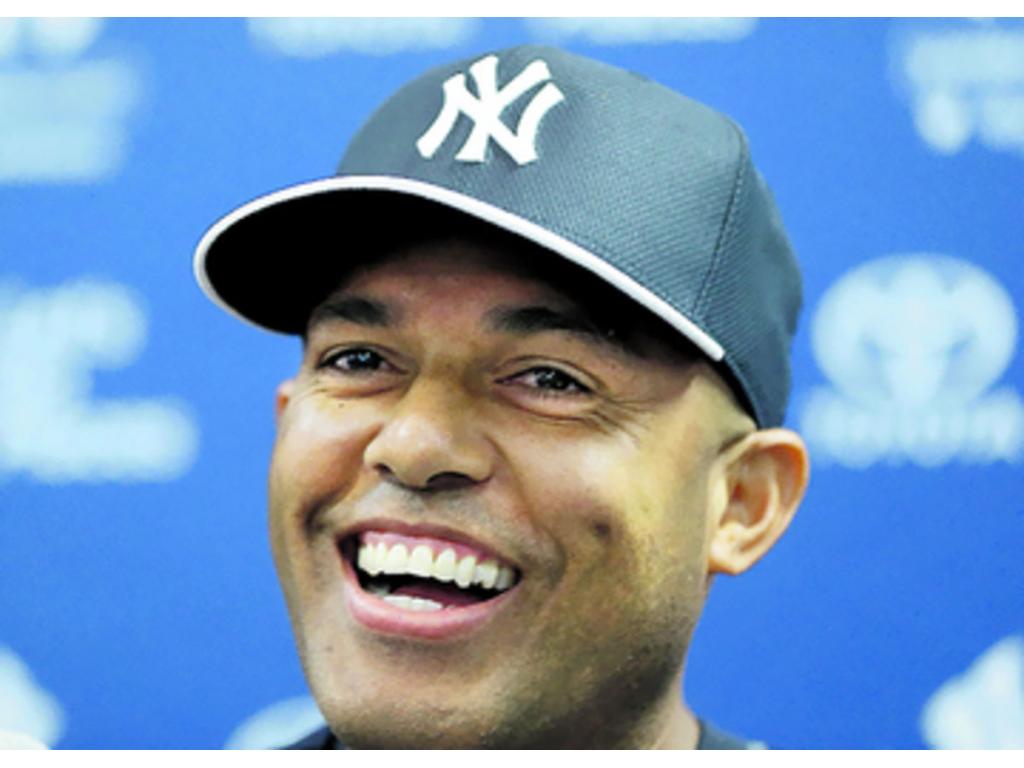 Mariano disfrutó el momento de anunciar su retiro del béisbol.(AP)