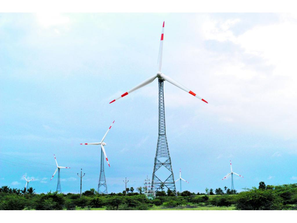 La demanda de energía eléctrica aumenta con el pasar de los años y el caudal de los ríos disminuye con la llegada de la época seca en el país, lo que afectala producción.(Archivo)