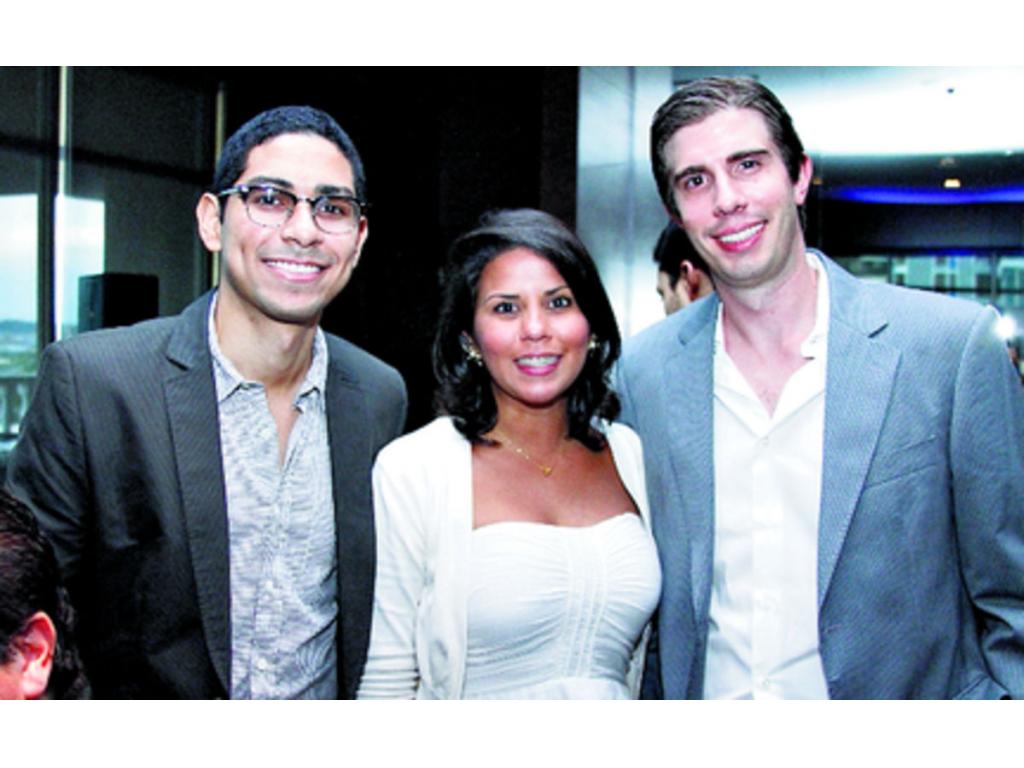 5. Félix Lambiz, Valentina Gamez y Sebastián Galeano.