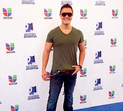 <p>Joey Montana cantó La melodía en la ceremonia.</p>