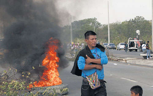<p>Cierre. En Pacora, la protesta inició desde la madrugada.</p>